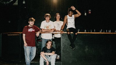 The Runarounds: The Minivan Tour
