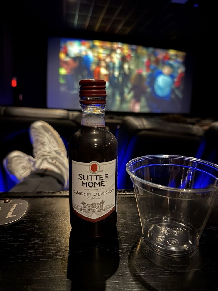 Touchstar Cinemas - Southchase 7
