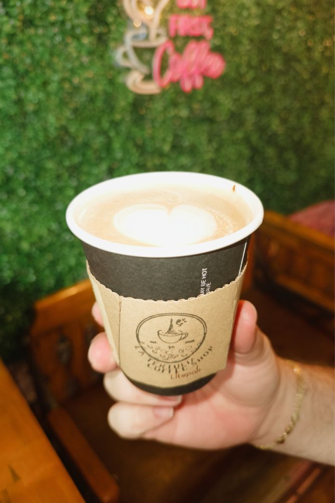 La Tertulia Coffee Shop