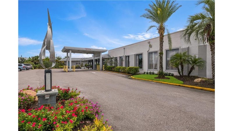 Clarion Inn & Suites Across From Universal Orlando Resort