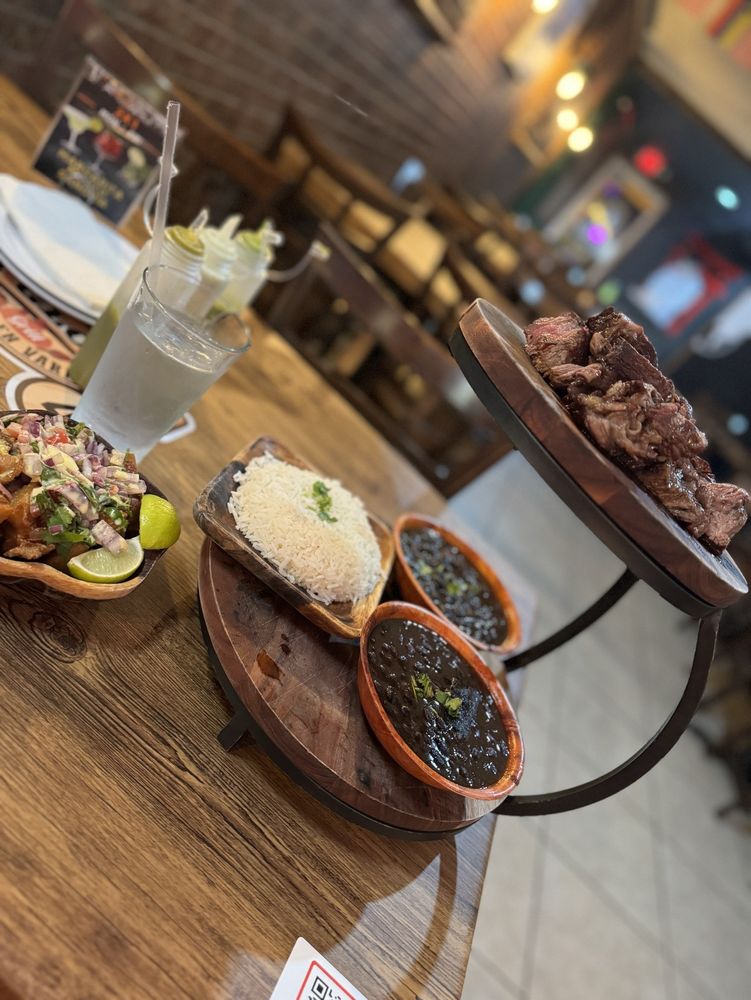 La Gloria Grill